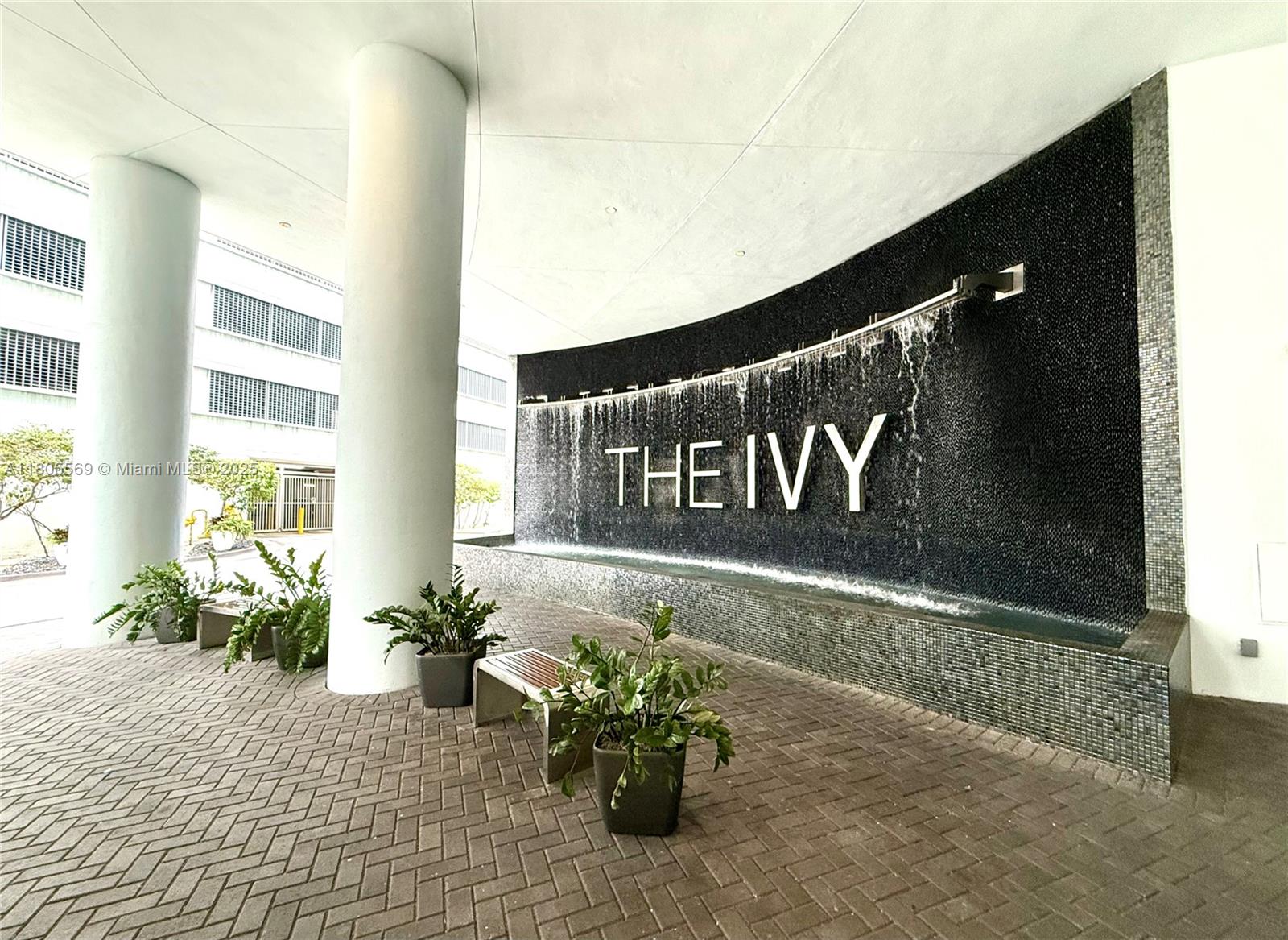 90 Sw 3rd St 1208, Miami, Broward County, Florida - 1 Bedrooms  
1 Bathrooms - 