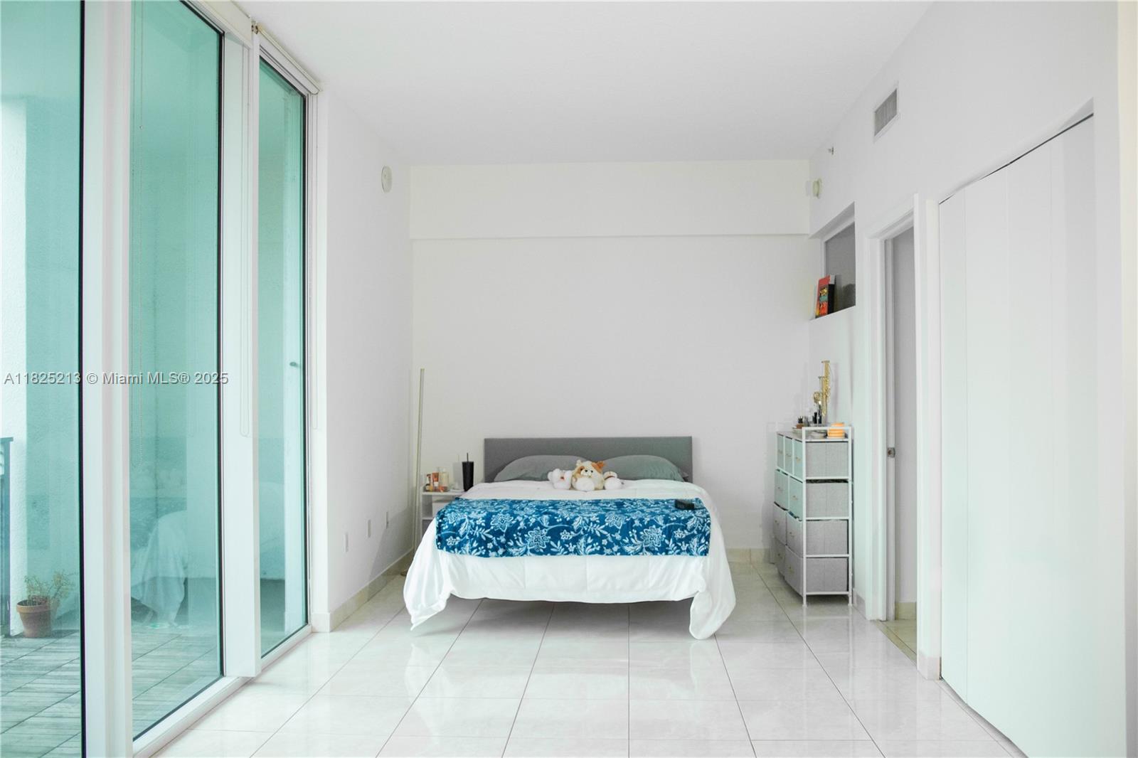 350 NE 24th St 410