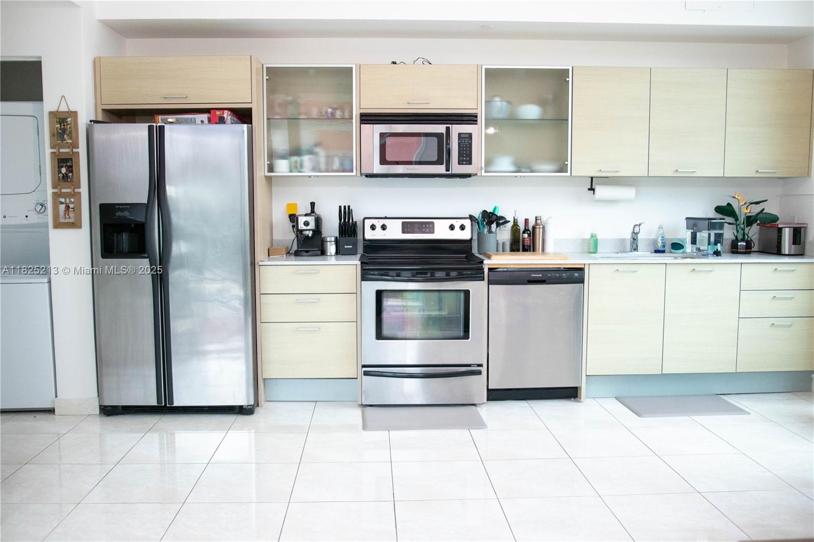 350 NE 24th St 410