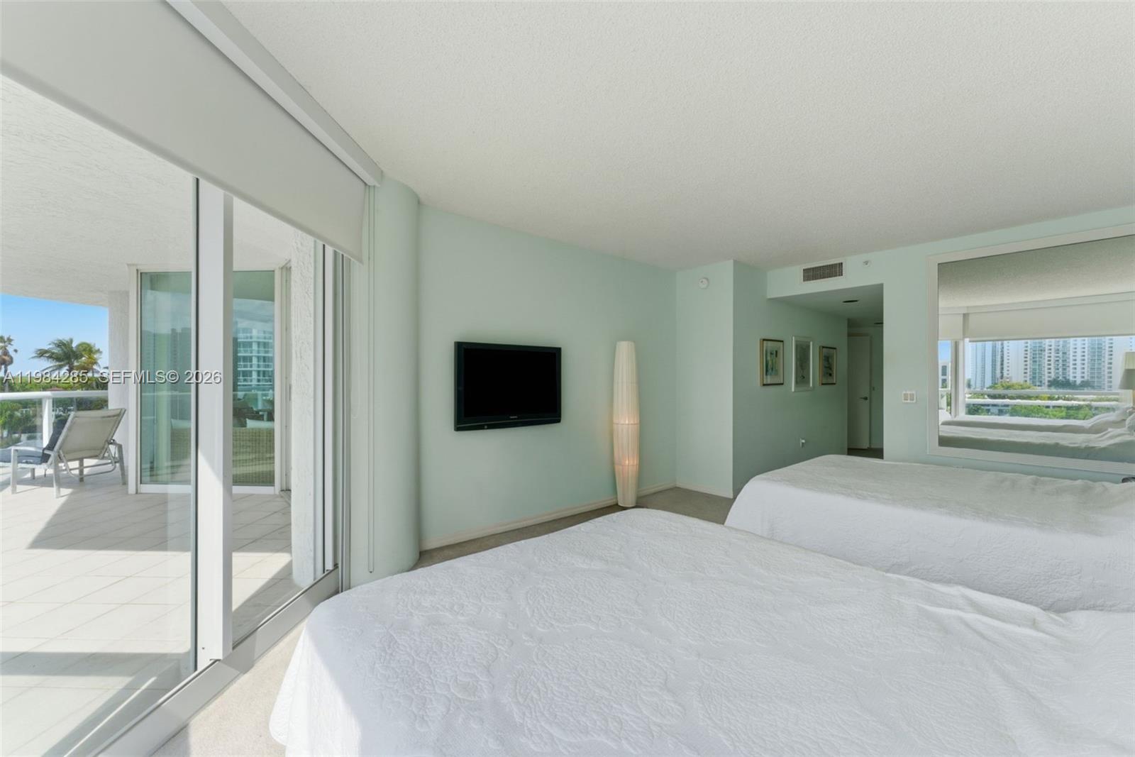 OCEANIA IV CONDO - Residential