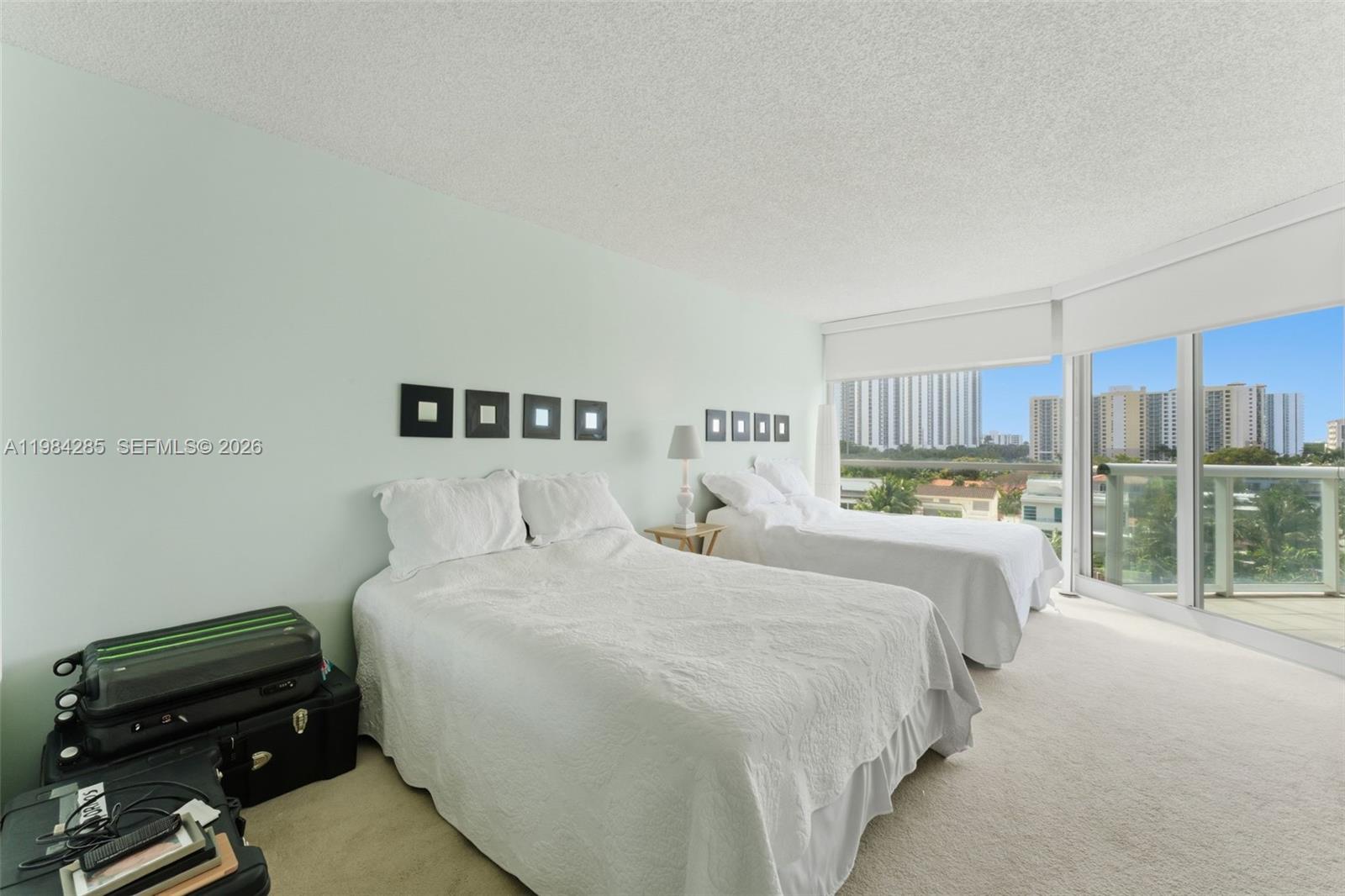 OCEANIA IV CONDO - Residential