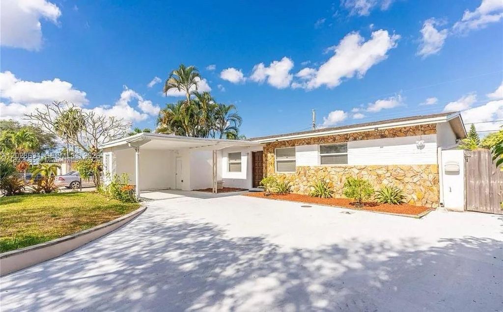 Photo of 7851 Raleigh St, Hollywood, FL 33024 (MLS # A12028634)