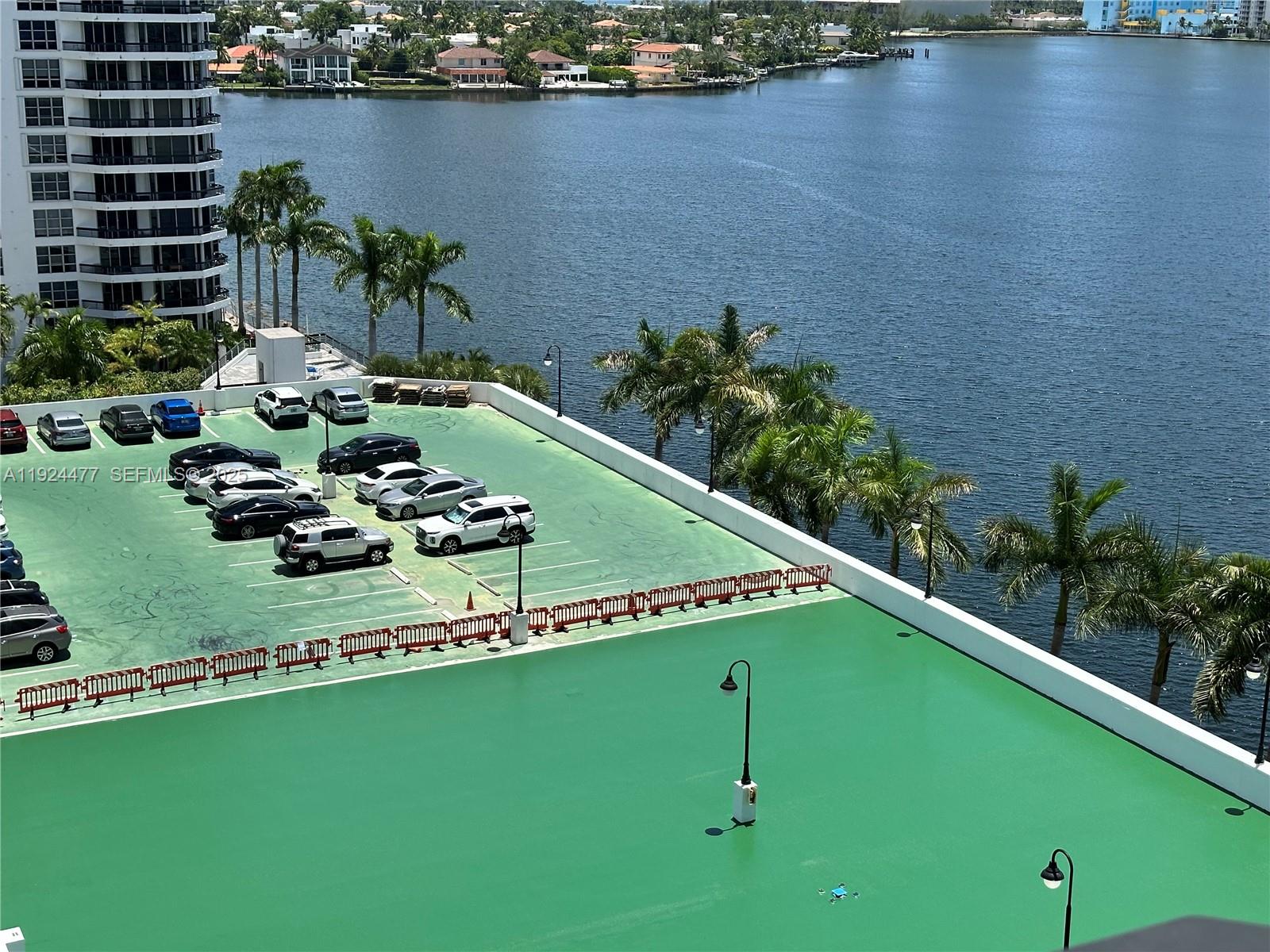 3530 MYSTIC POINTE DR 1213