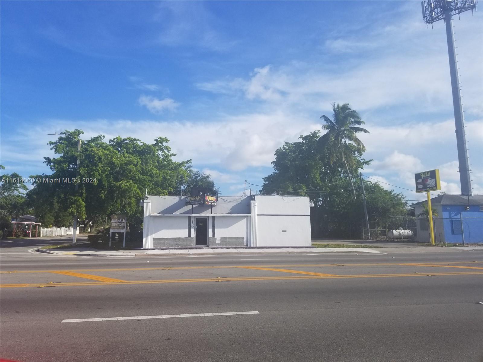 WOW District (West of Wynwood) - very centrally located - looking for good tenants. Will be good for attorneys, realtors, architects, interior designers, writers, and many others, too many to mention. Easy to move in, very relaxing environment, easy access to highways. Great space for office, retail, studio or showroom. Completely remodeled and ready to move in. Prime location 2 miles from the heart of Midtown and Wynwood. Close to the MIMO district and Lemon City where Wynwood Artists are moving north. Easy access to I-95.