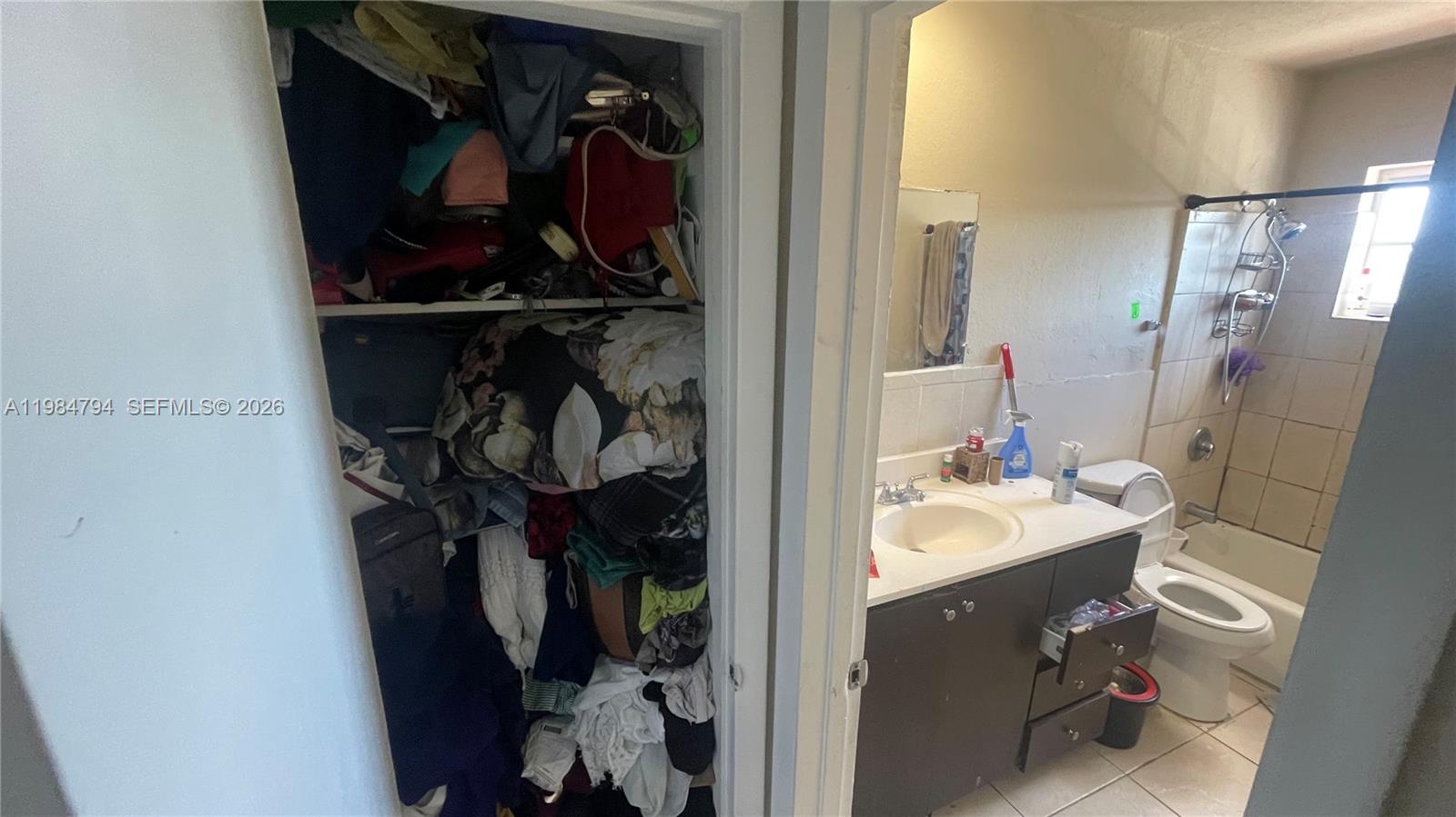 THE WHITE HOUSE CONDO - Residential