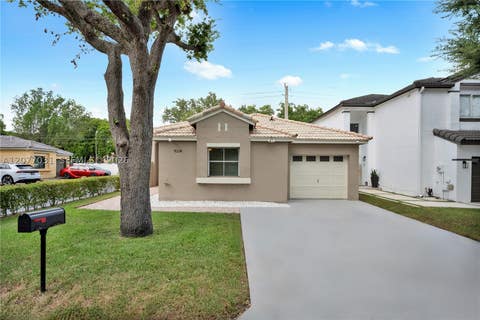 Photo of 11491 SW 72nd Ter, Miami, FL 33173 (MLS # A12077031)