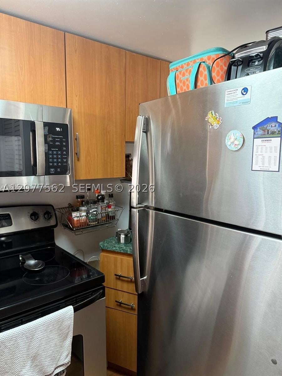 540 Brickell Key Dr 910