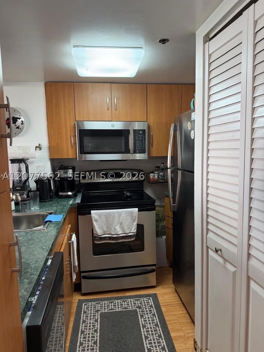 540 Brickell Key Dr 910