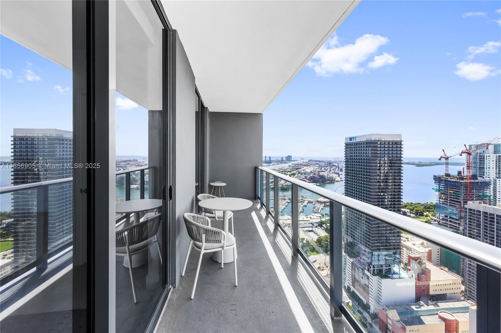 Natiivo - Gale Residence - Residential