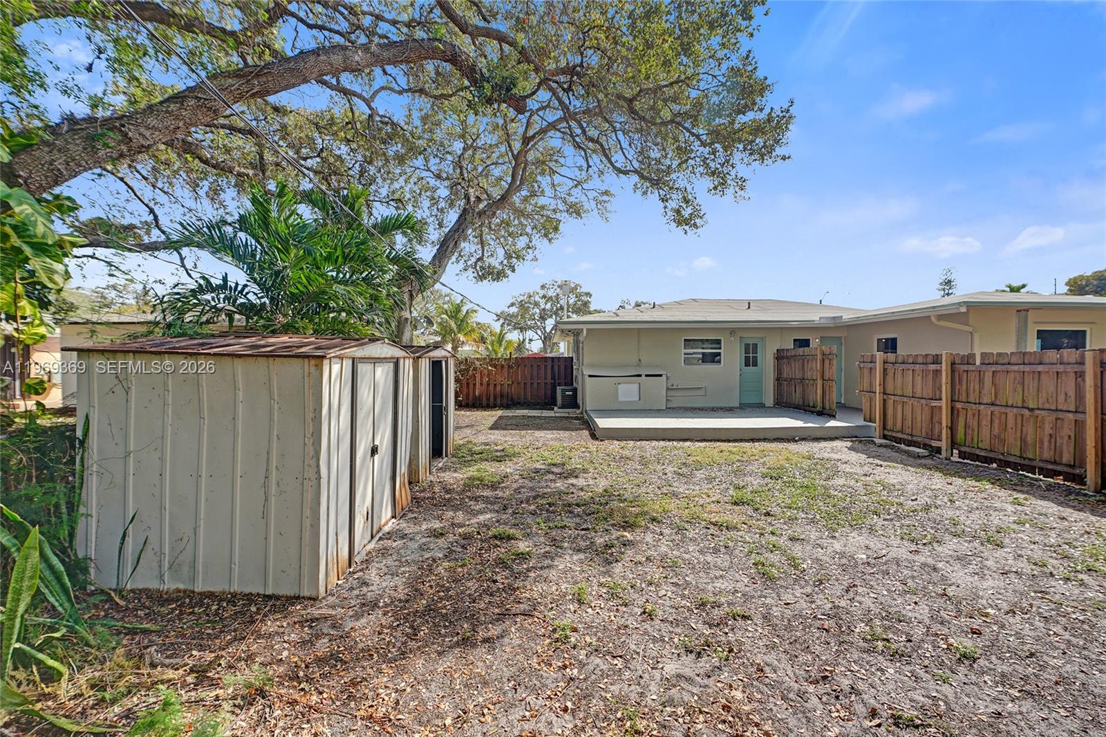 NORTH DANIA HEIGHTS - Residential Income