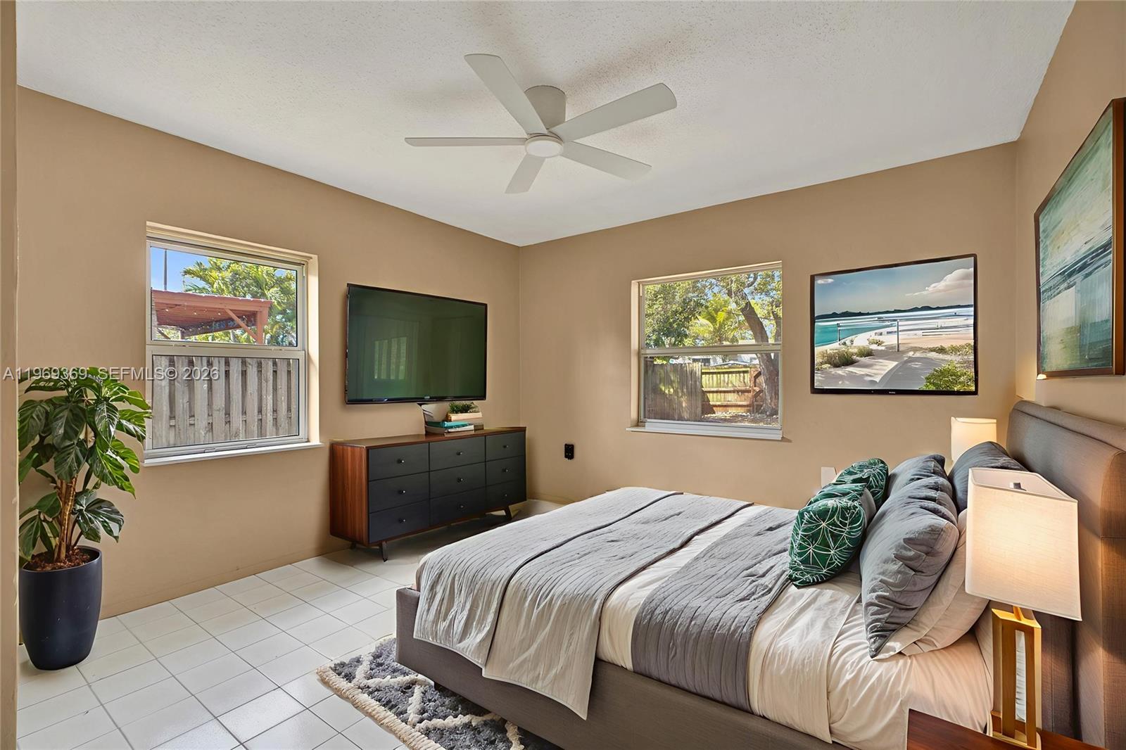 NORTH DANIA HEIGHTS - Residential Income