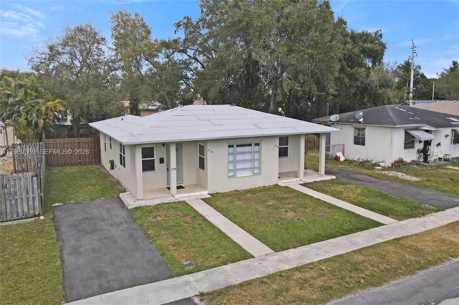 NORTH DANIA HEIGHTS - Residential Income