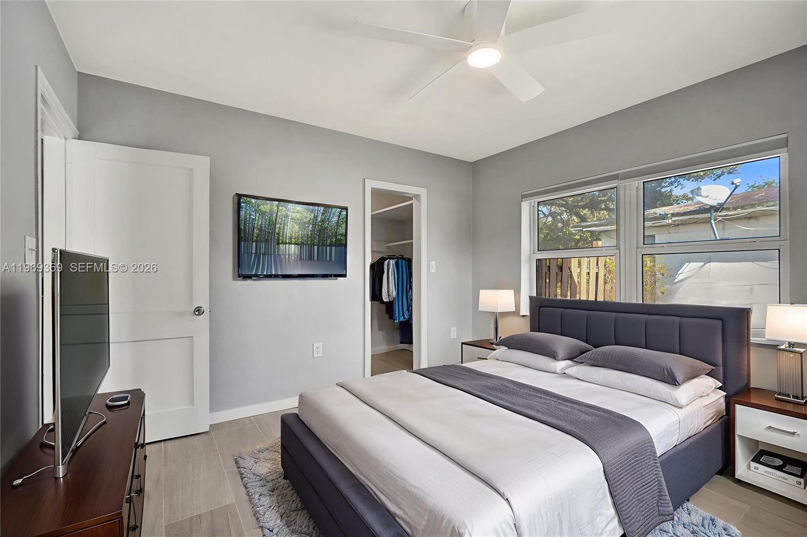 NORTH DANIA HEIGHTS - Residential Income