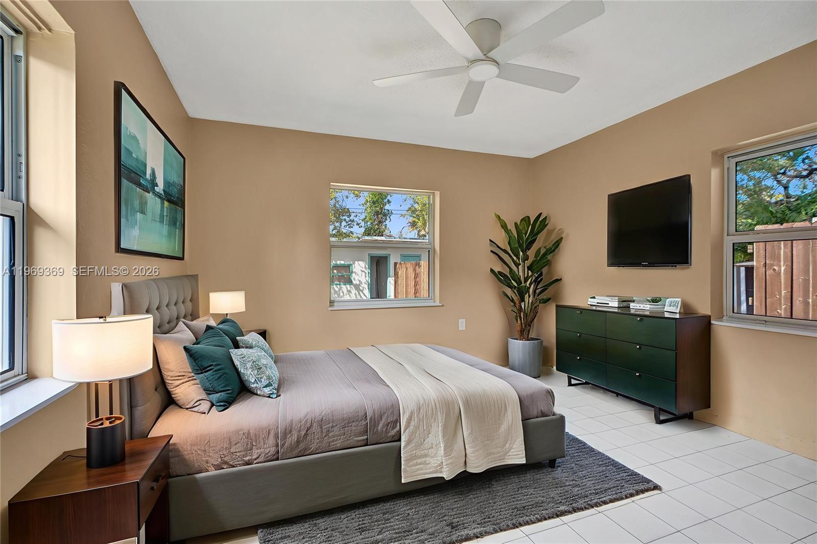 NORTH DANIA HEIGHTS - Residential Income