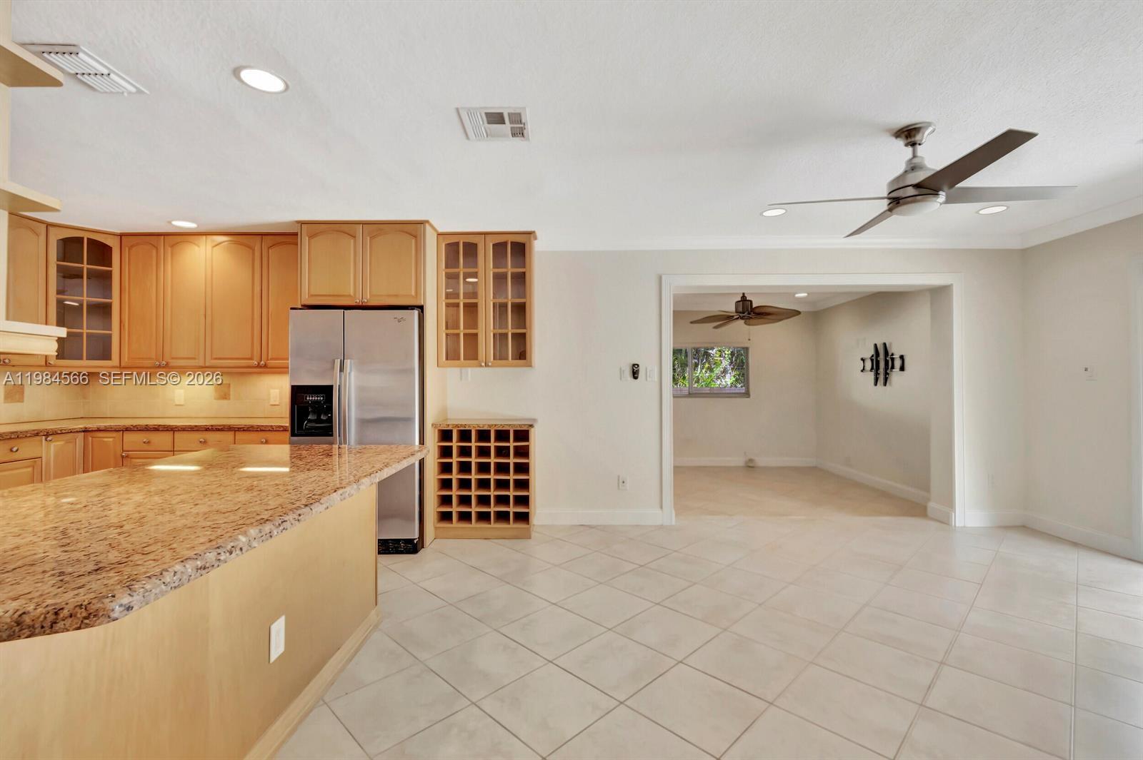 UNIVERSITY PARK COUNTRY C - Residential