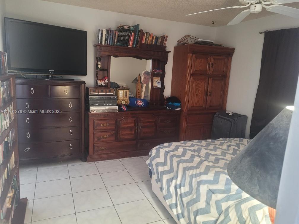 900 NE 18th Ave 205