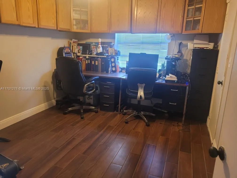 Fort Lauderdale, Florida 33304, United States, 2 Bedrooms Bedrooms, ,1 BathroomBathrooms,Residential,Active,29807