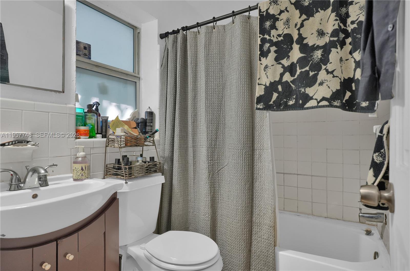 CORAL POINT - Residential Income