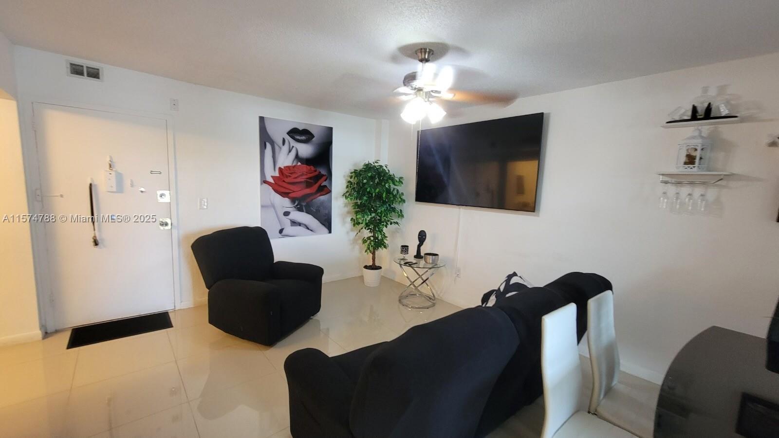 HARBOUR POINTE OF MIAMI C - Residential