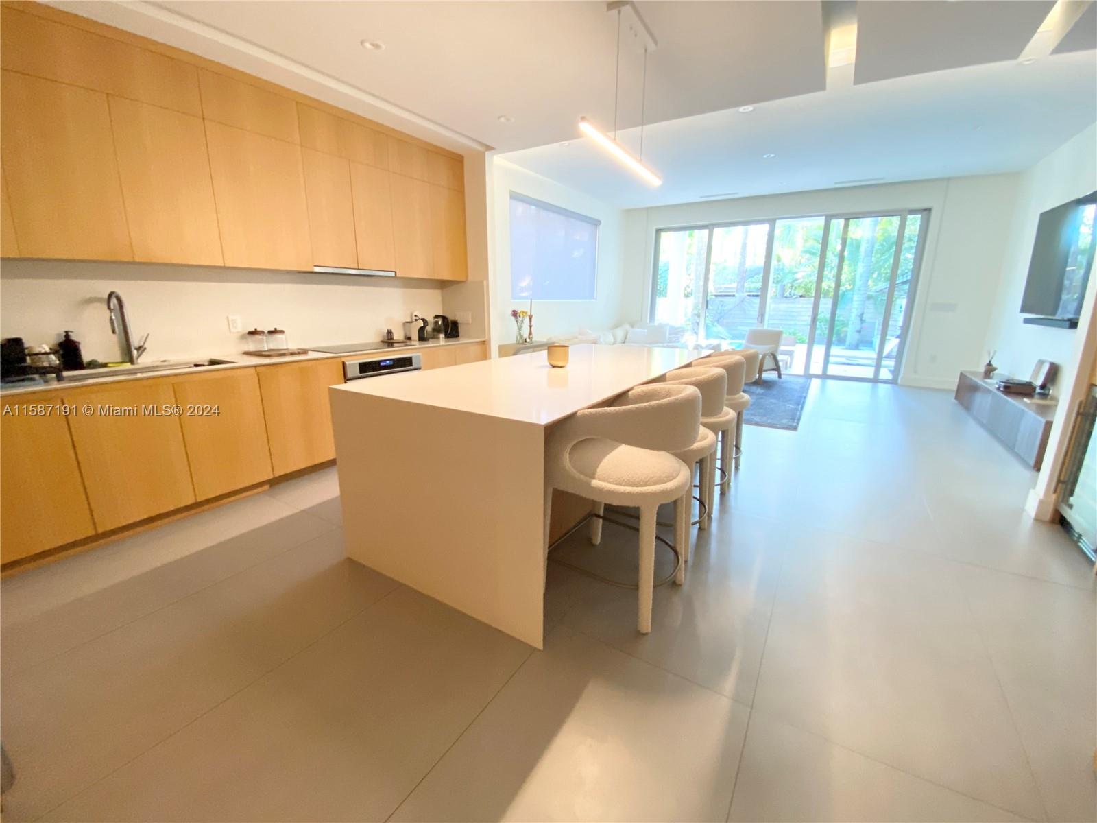 2977 BRIDGEPORT CONDO - Residential