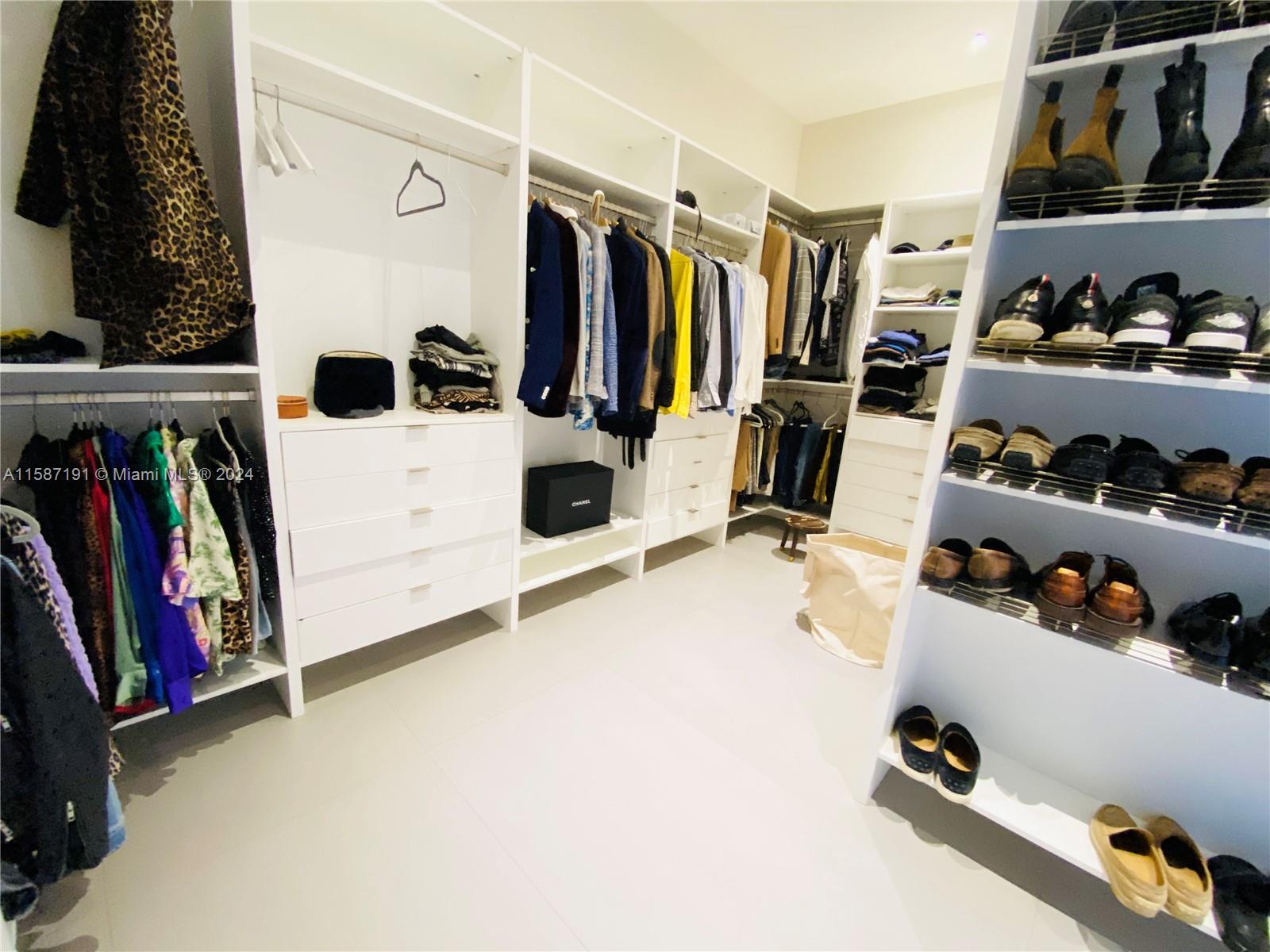 2977 BRIDGEPORT CONDO - Residential