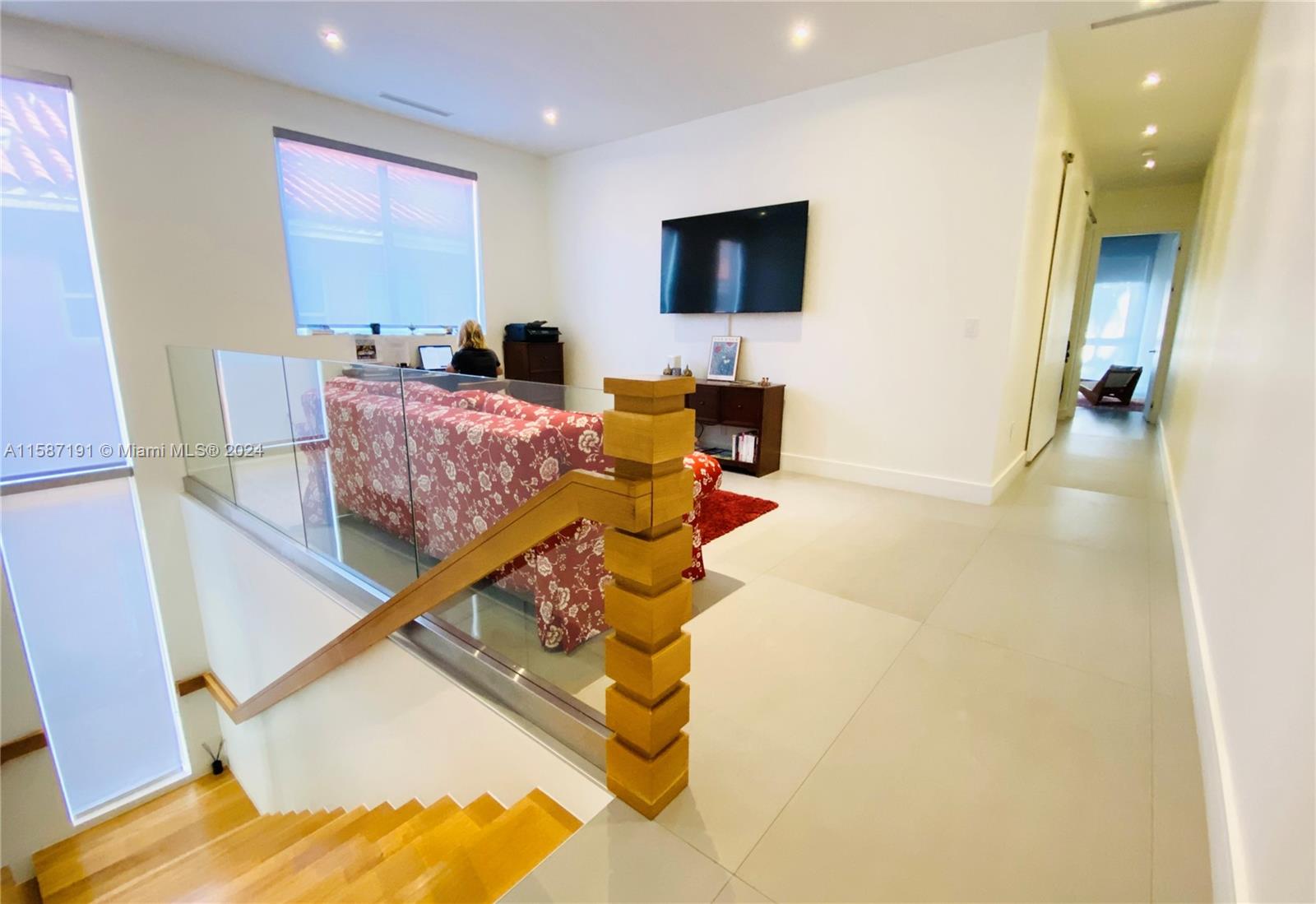 2977 BRIDGEPORT CONDO - Residential