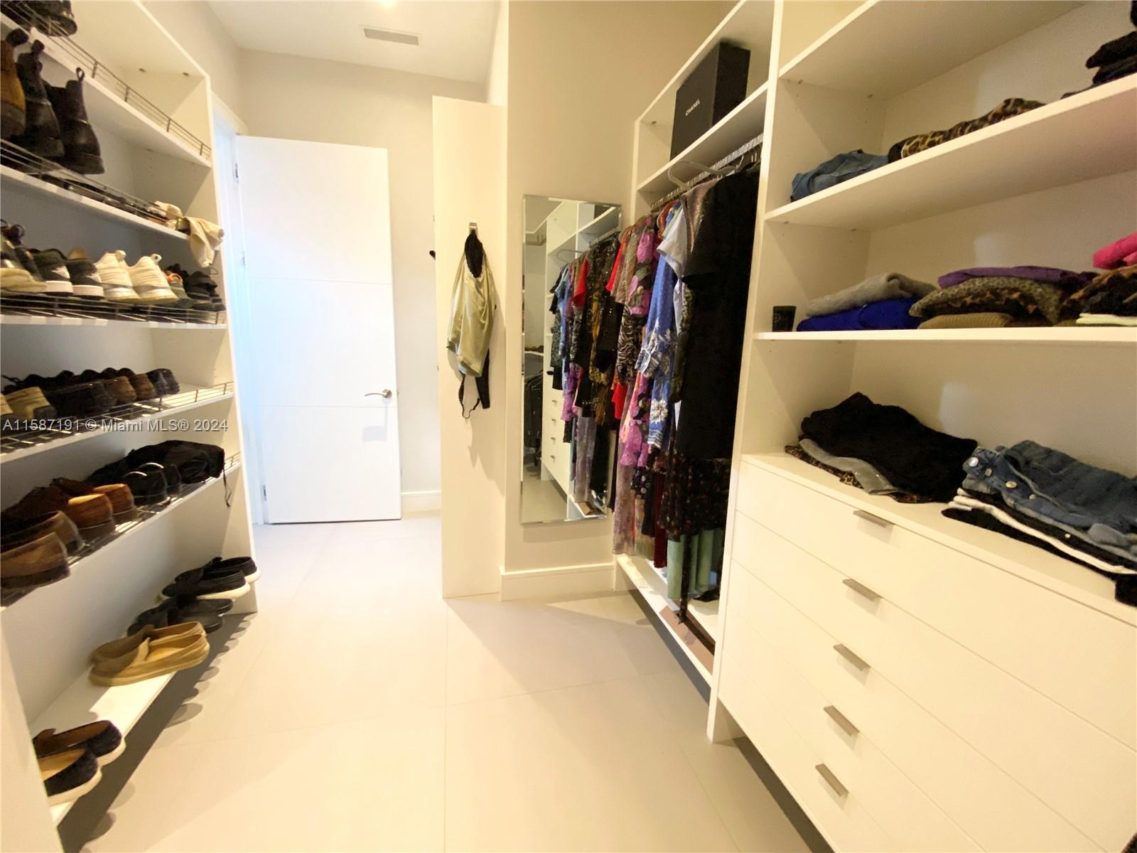 2977 BRIDGEPORT CONDO - Residential