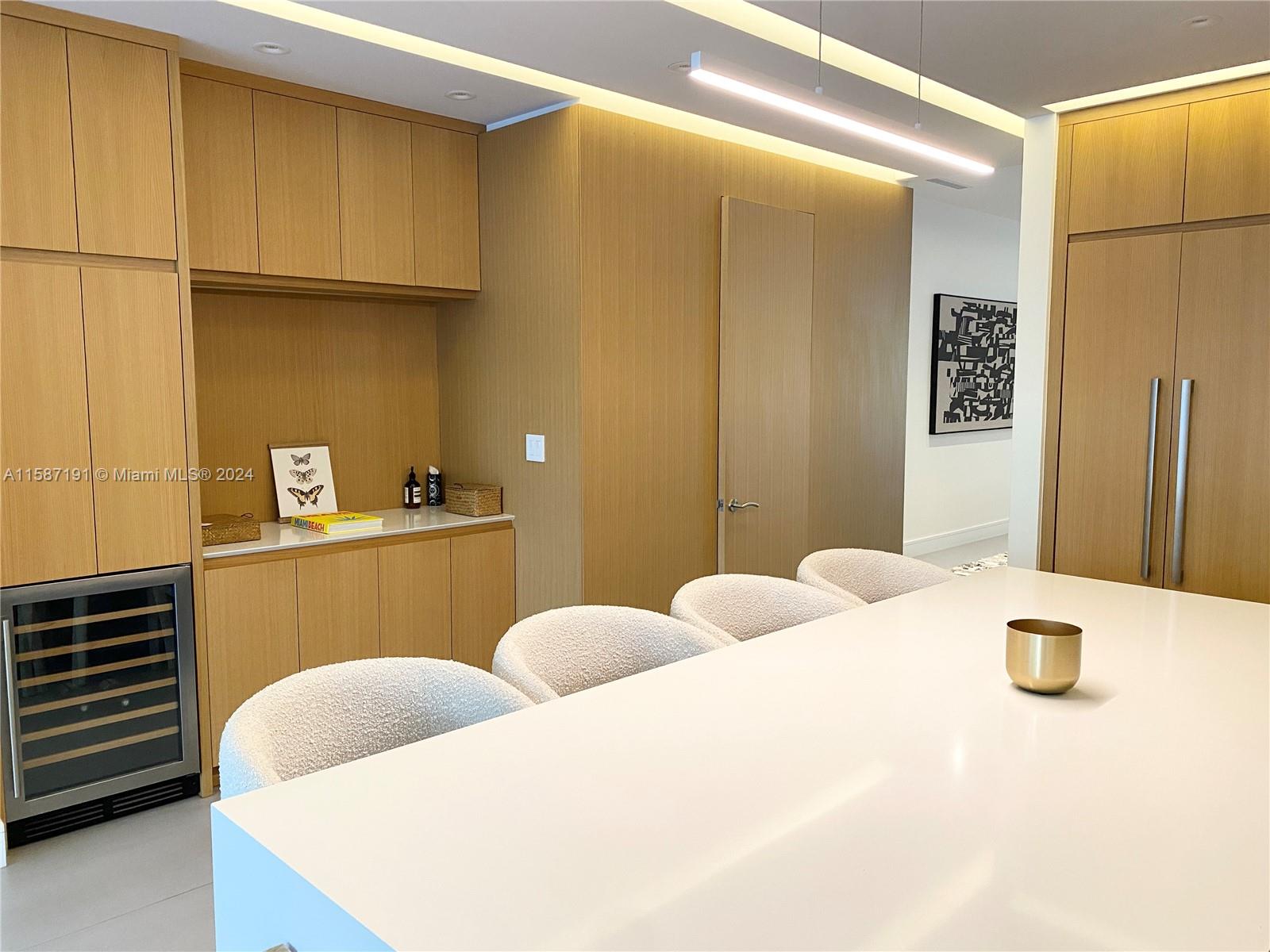 2977 BRIDGEPORT CONDO - Residential