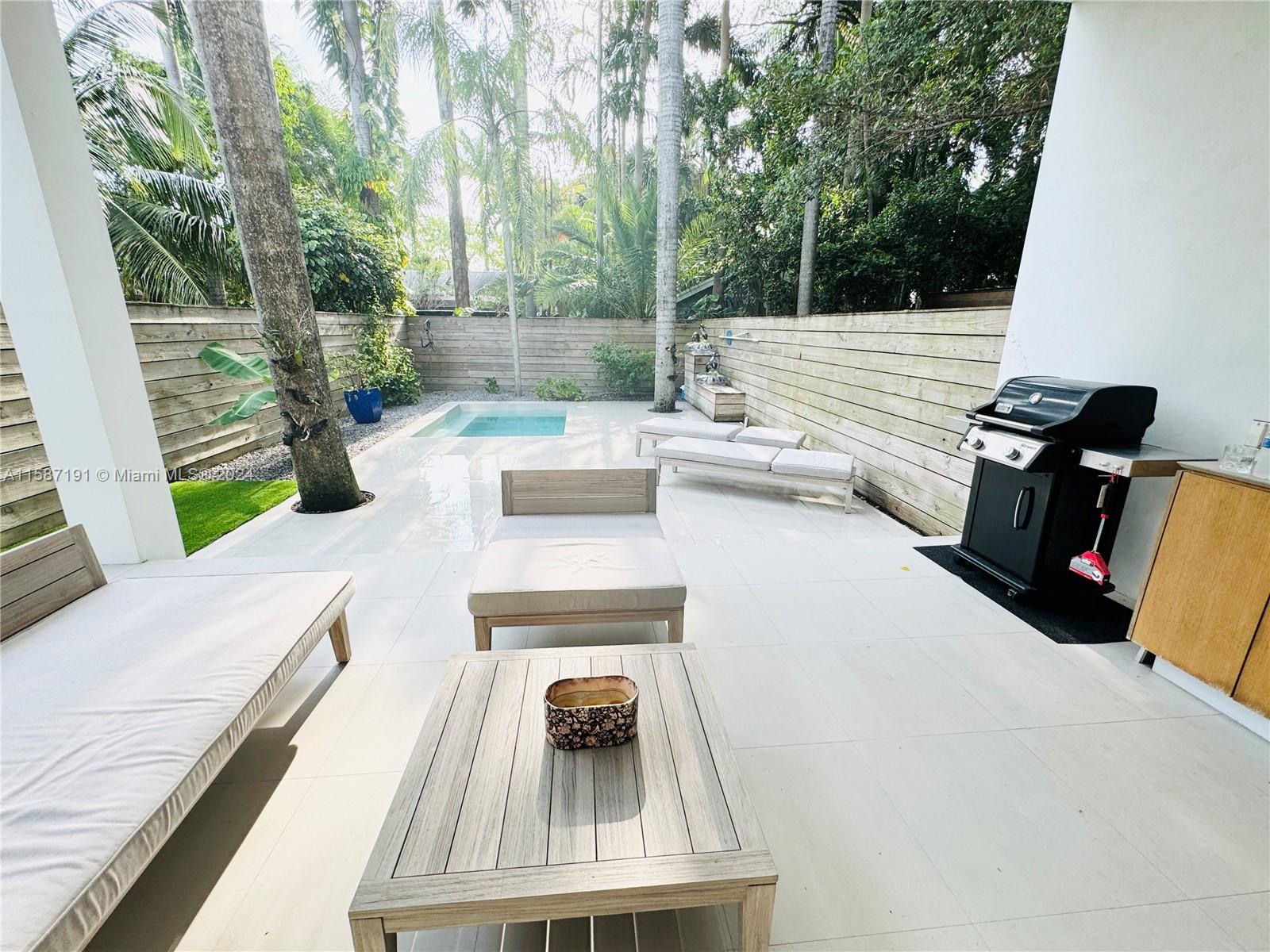 2977 BRIDGEPORT CONDO - Residential