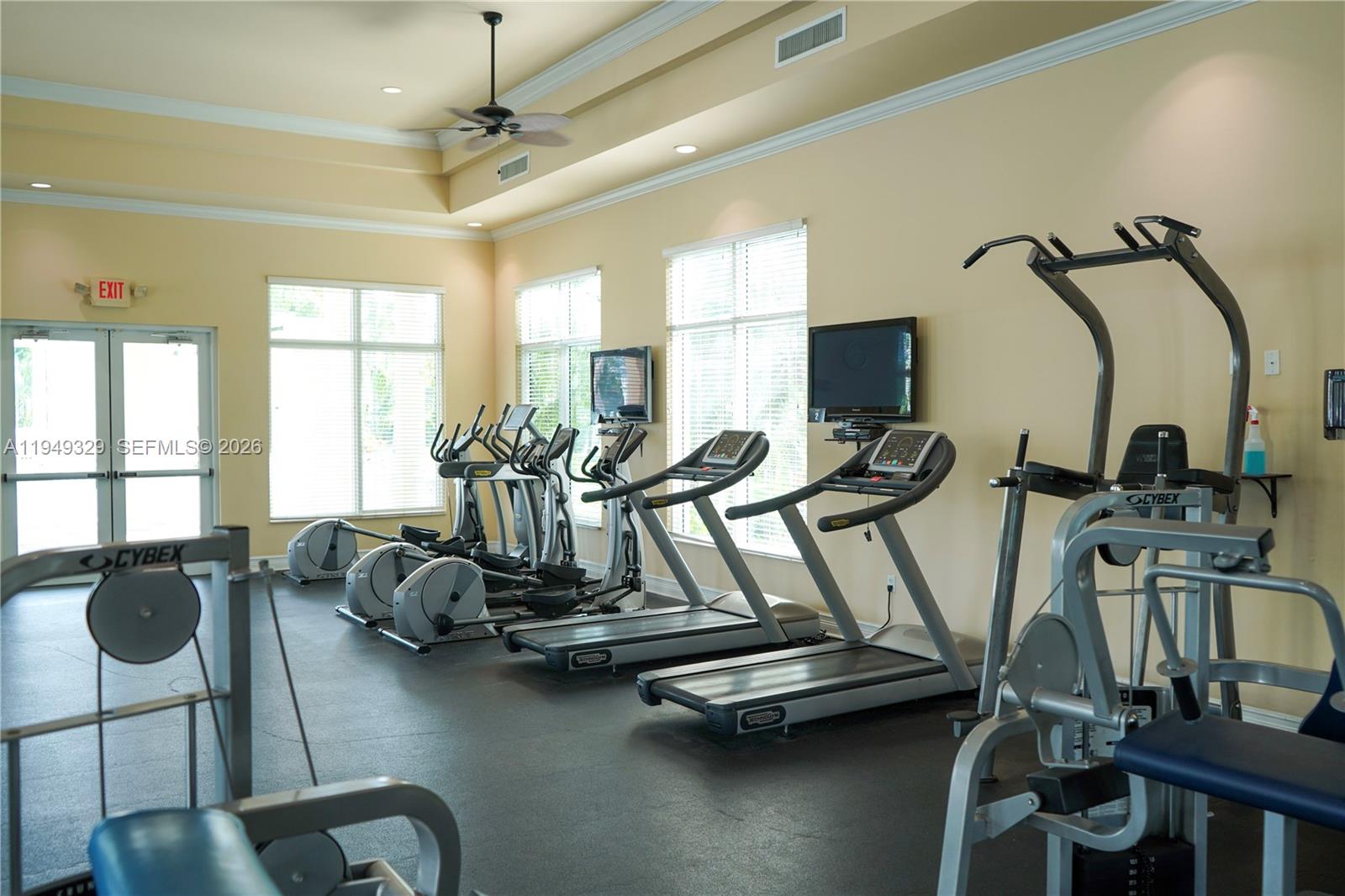 EMILIOS PLACE AT OASIS - Residential