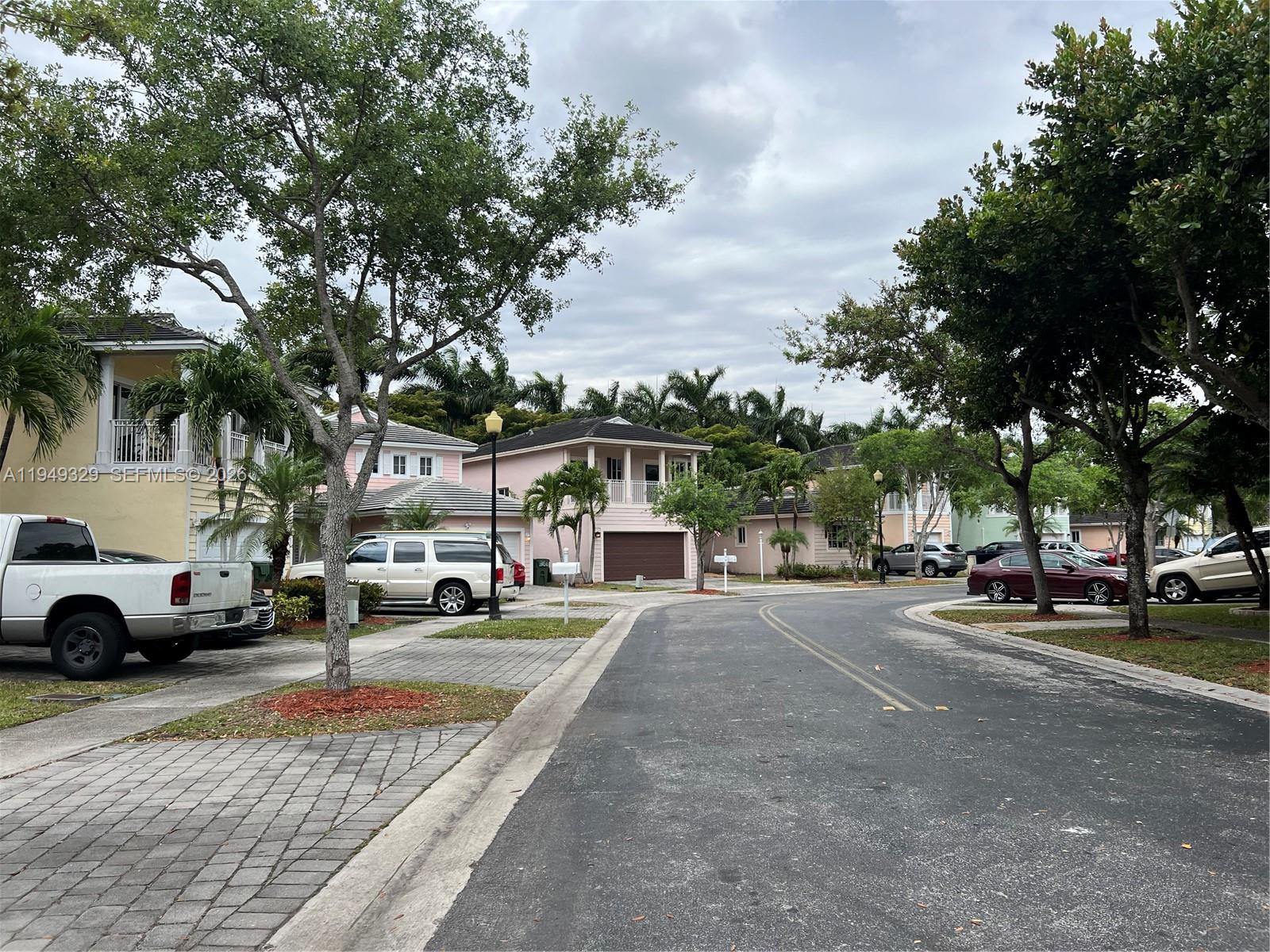 EMILIOS PLACE AT OASIS - Residential