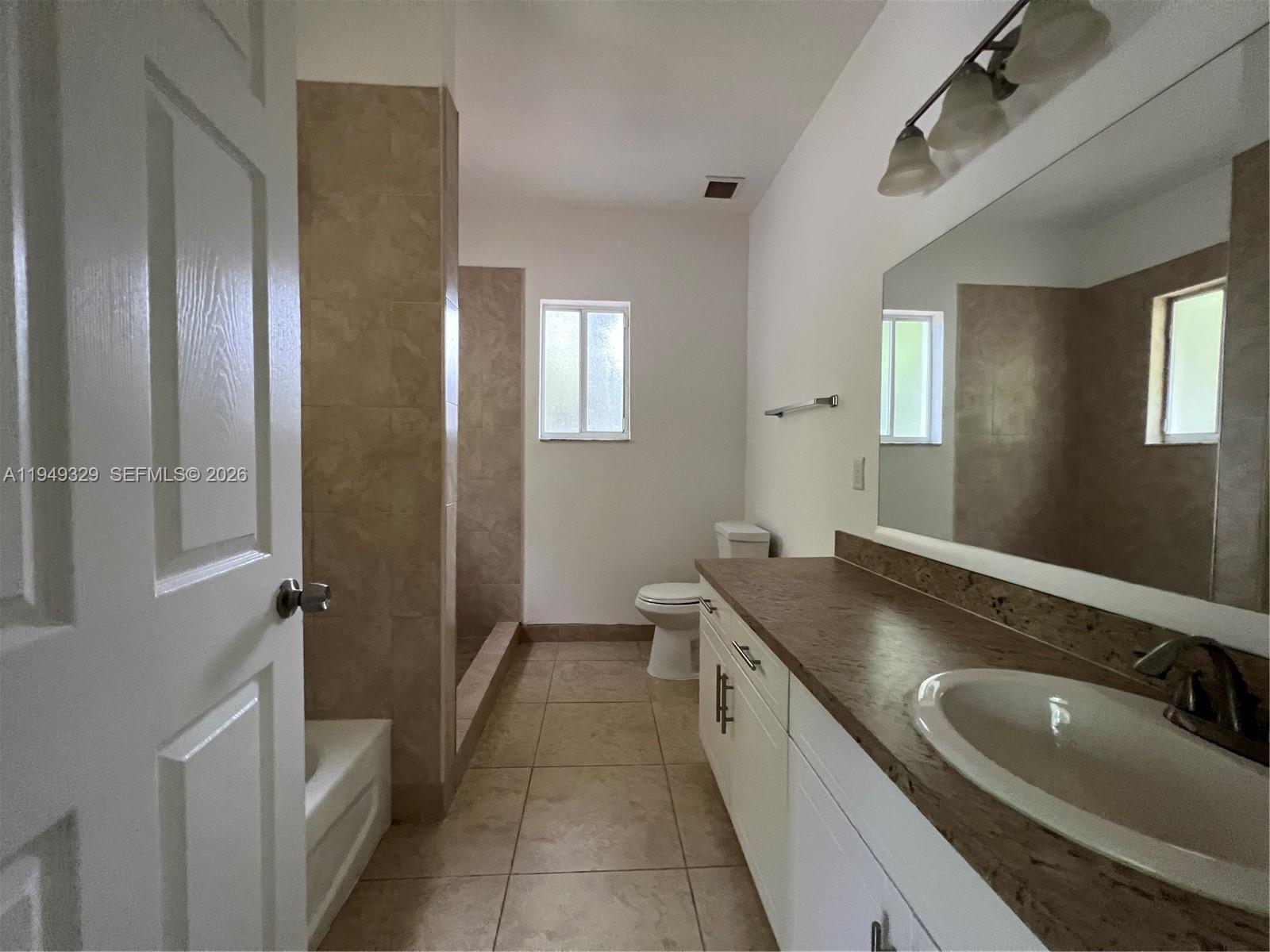 EMILIOS PLACE AT OASIS - Residential