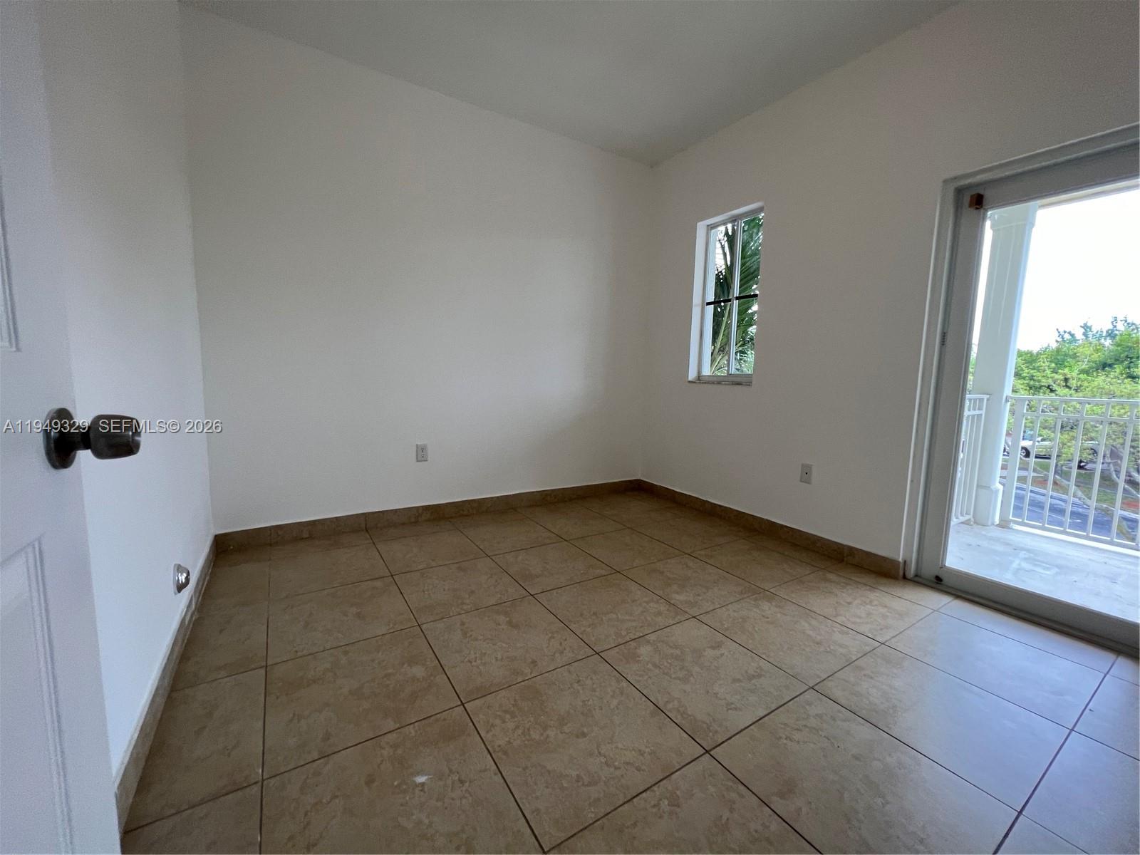 EMILIOS PLACE AT OASIS - Residential