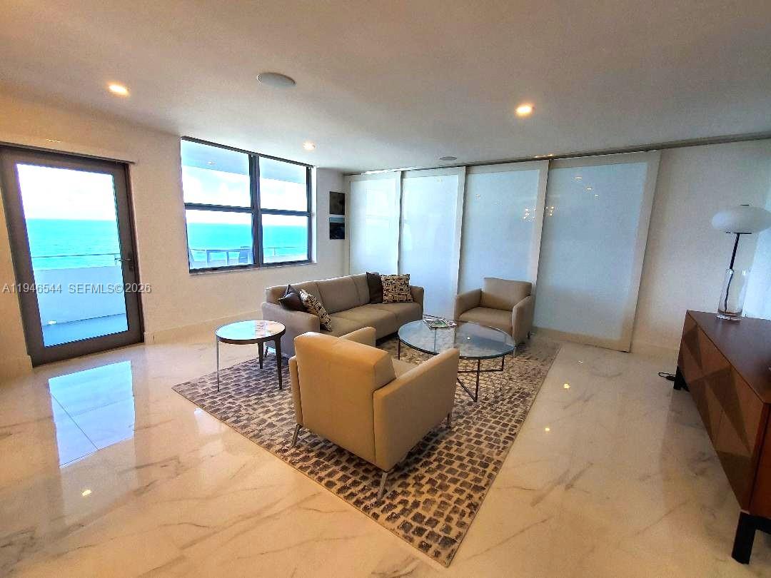 9225 Collins Ave 1102