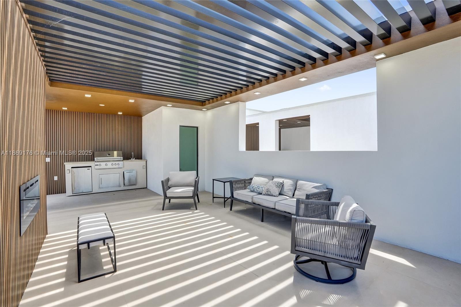 LIVERMORE ESTATES - Residential