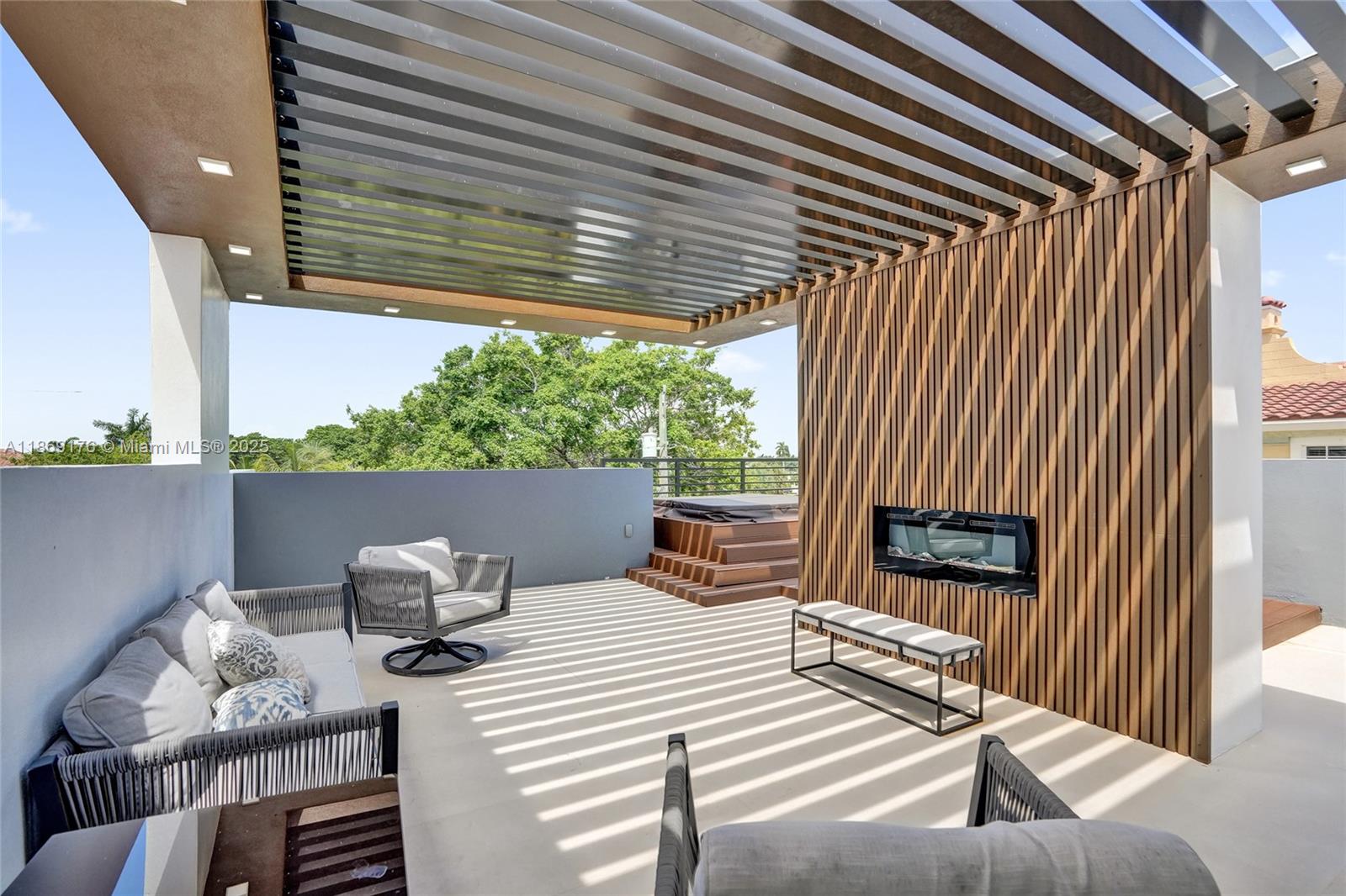 LIVERMORE ESTATES - Residential