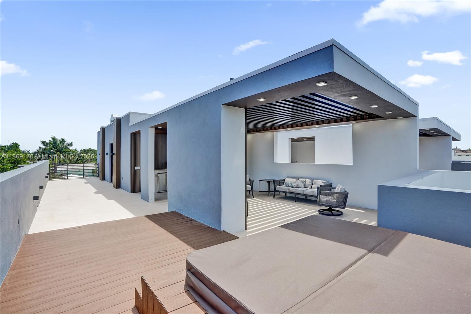 LIVERMORE ESTATES - Residential