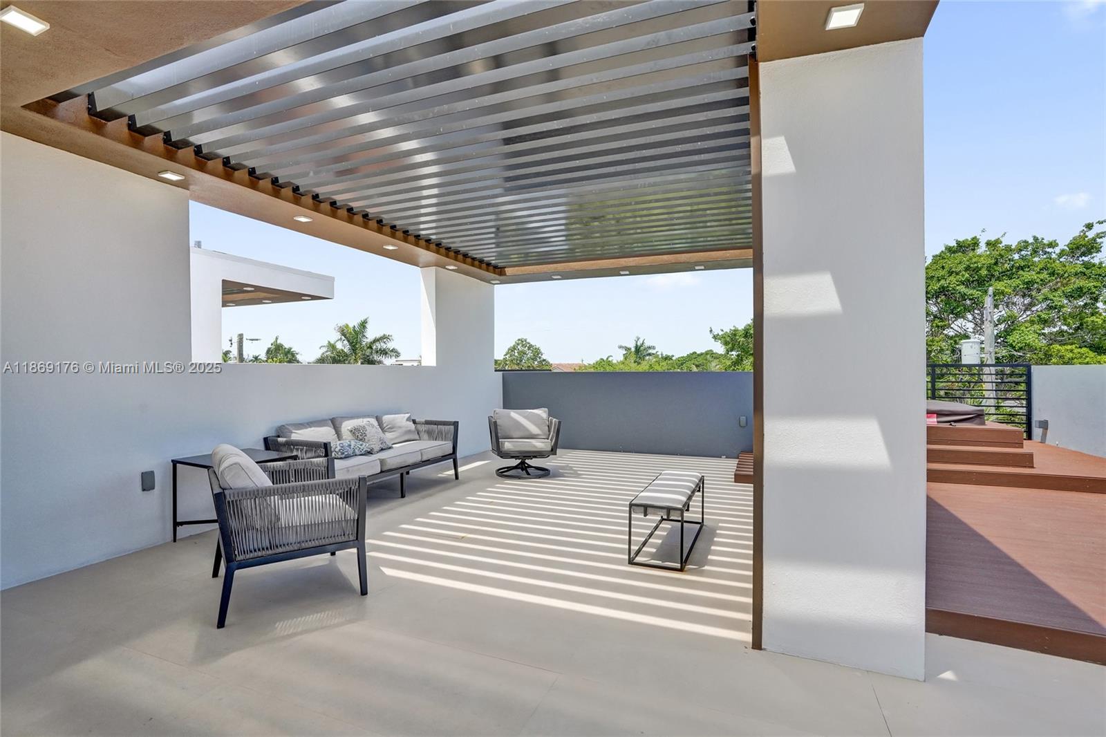 LIVERMORE ESTATES - Residential