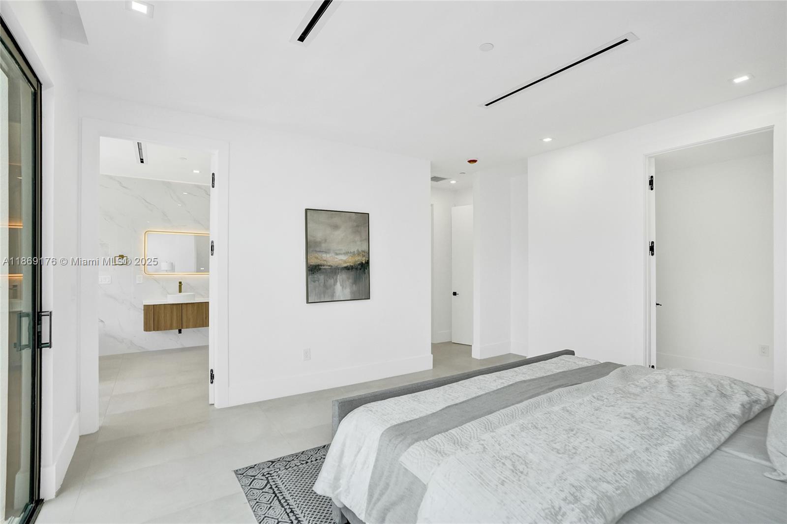 LIVERMORE ESTATES - Residential