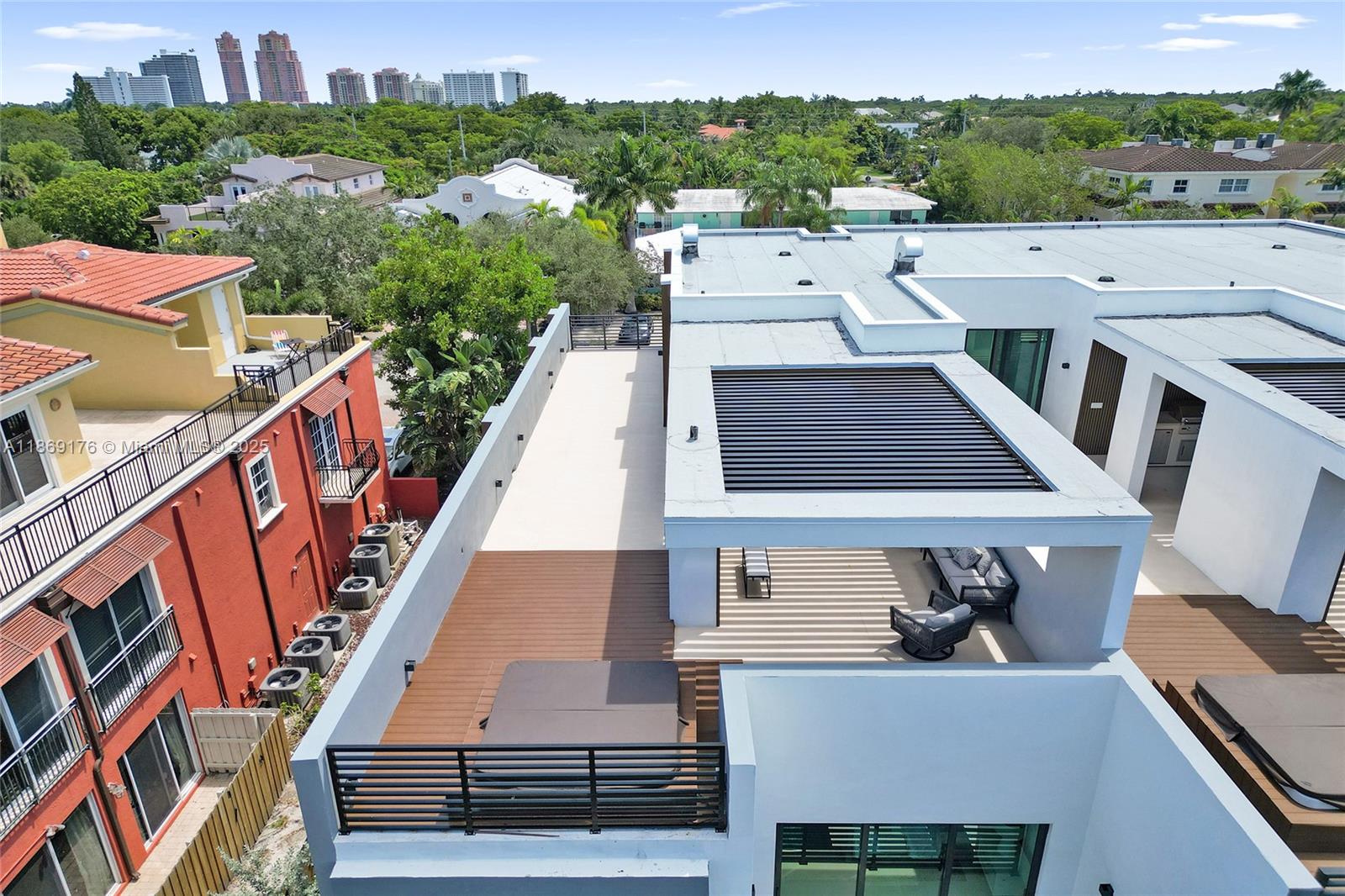 LIVERMORE ESTATES - Residential