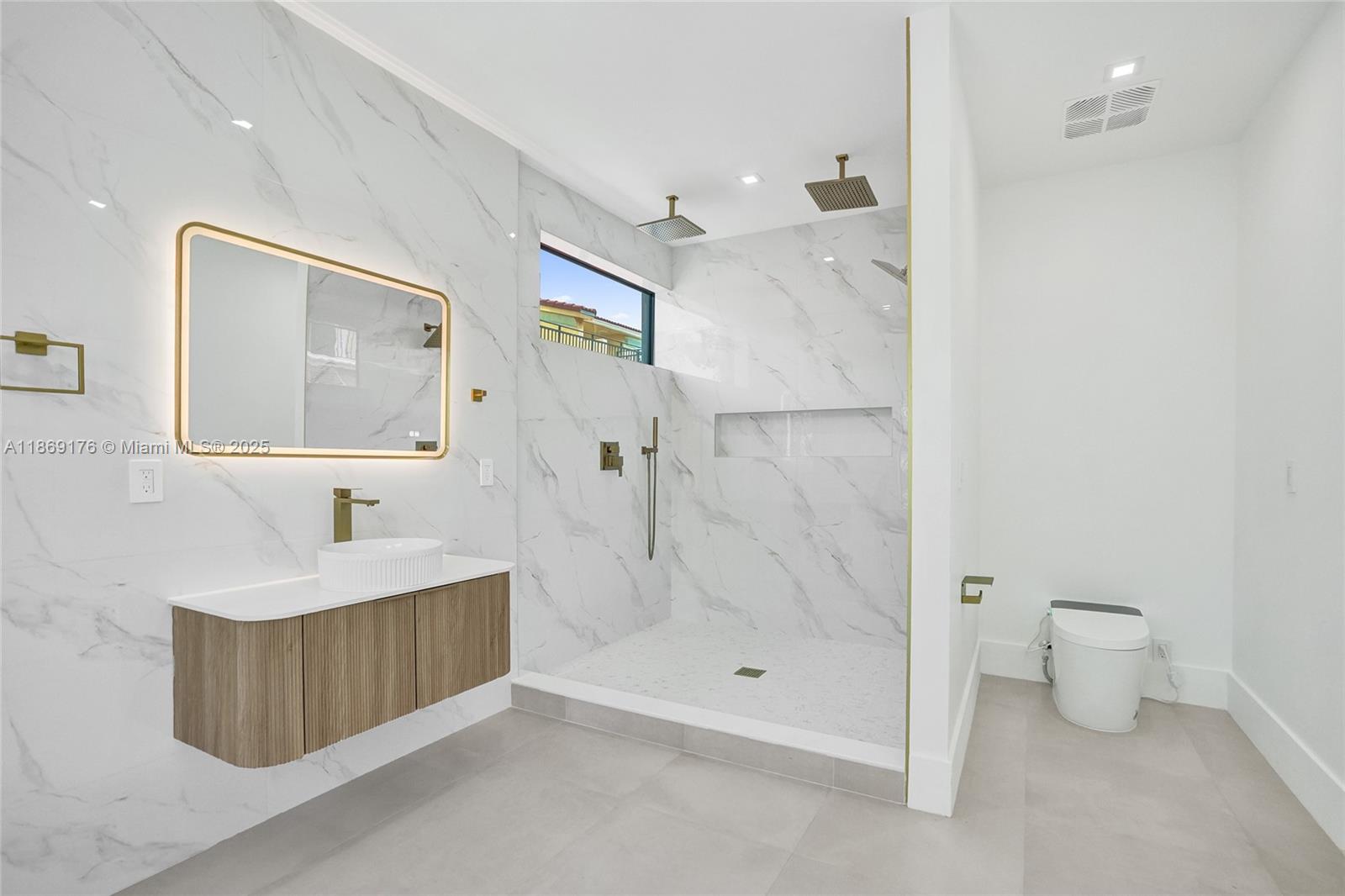 LIVERMORE ESTATES - Residential