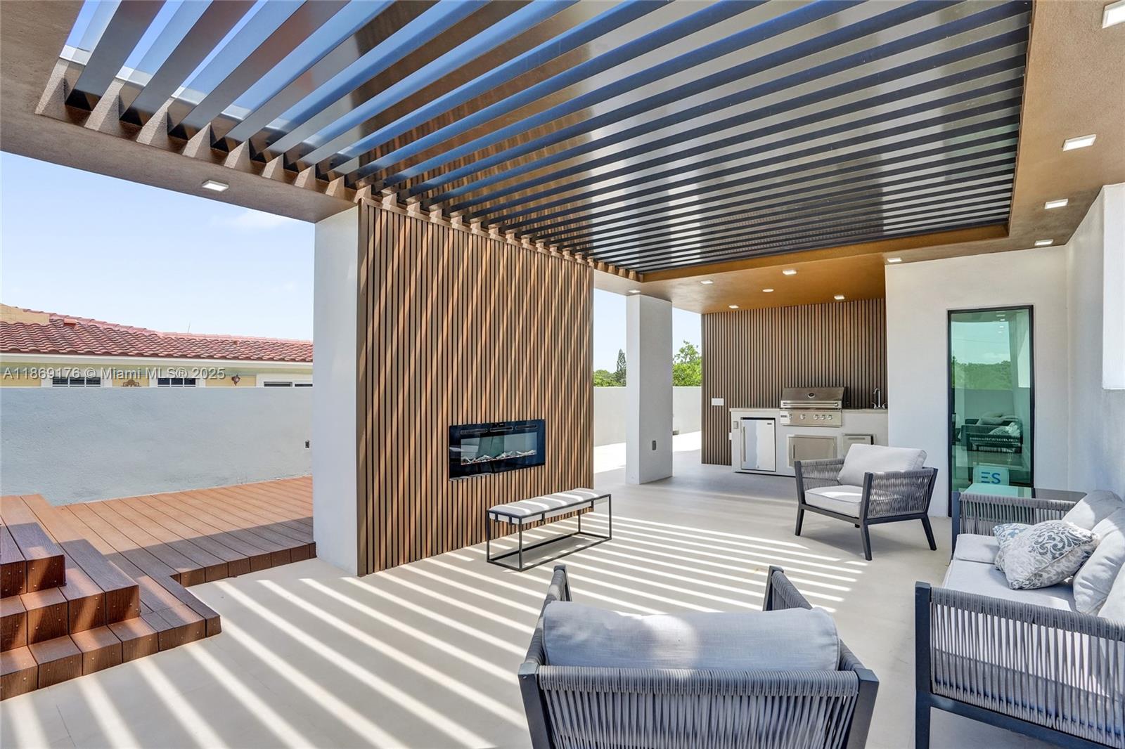 LIVERMORE ESTATES - Residential