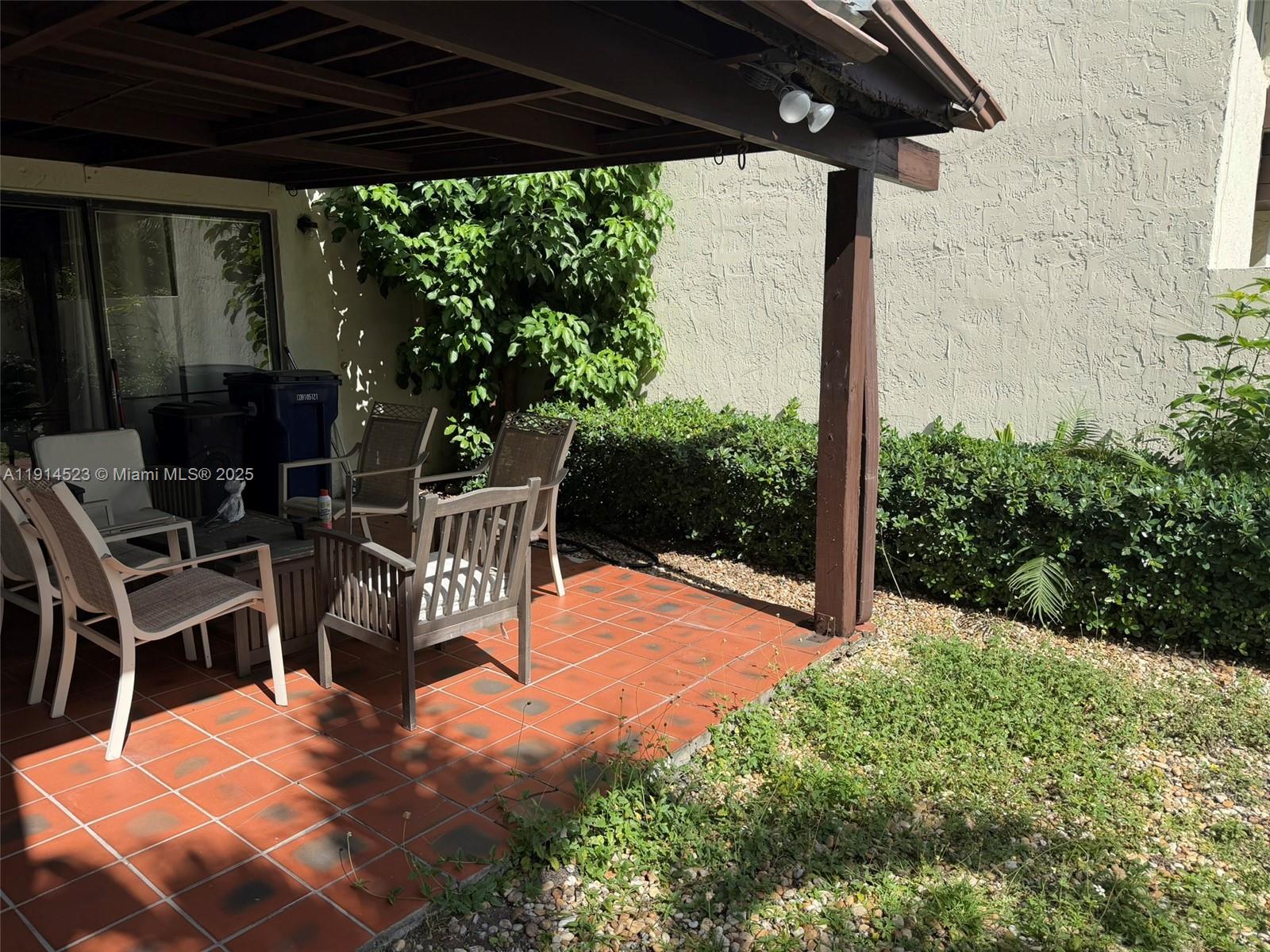 SPRING LAKES VILLAGE PHAS - Residential