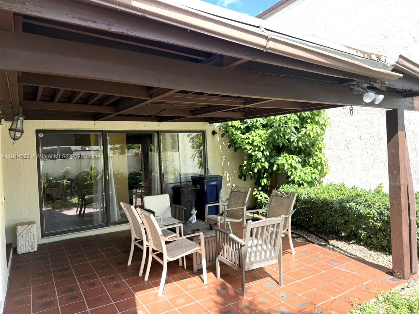 SPRING LAKES VILLAGE PHAS - Residential