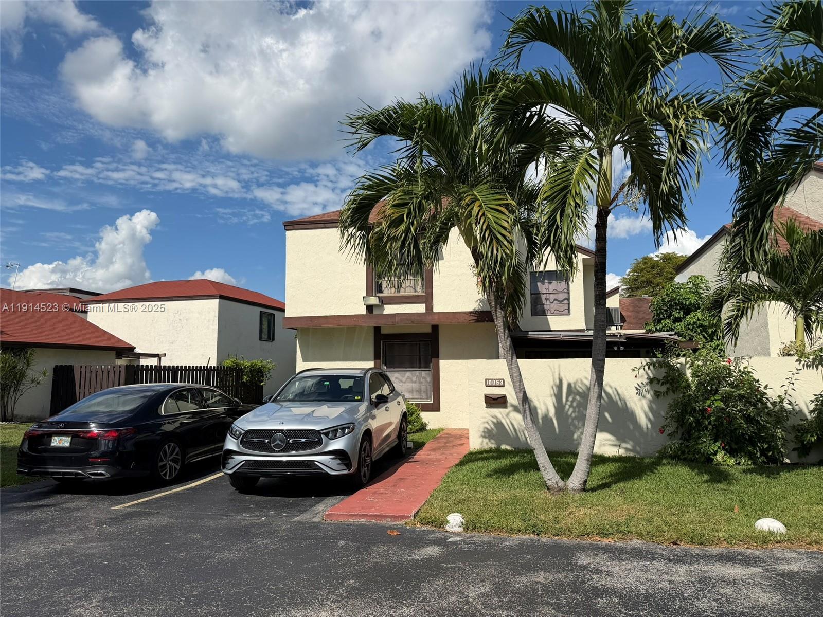 SPRING LAKES VILLAGE PHAS - Residential