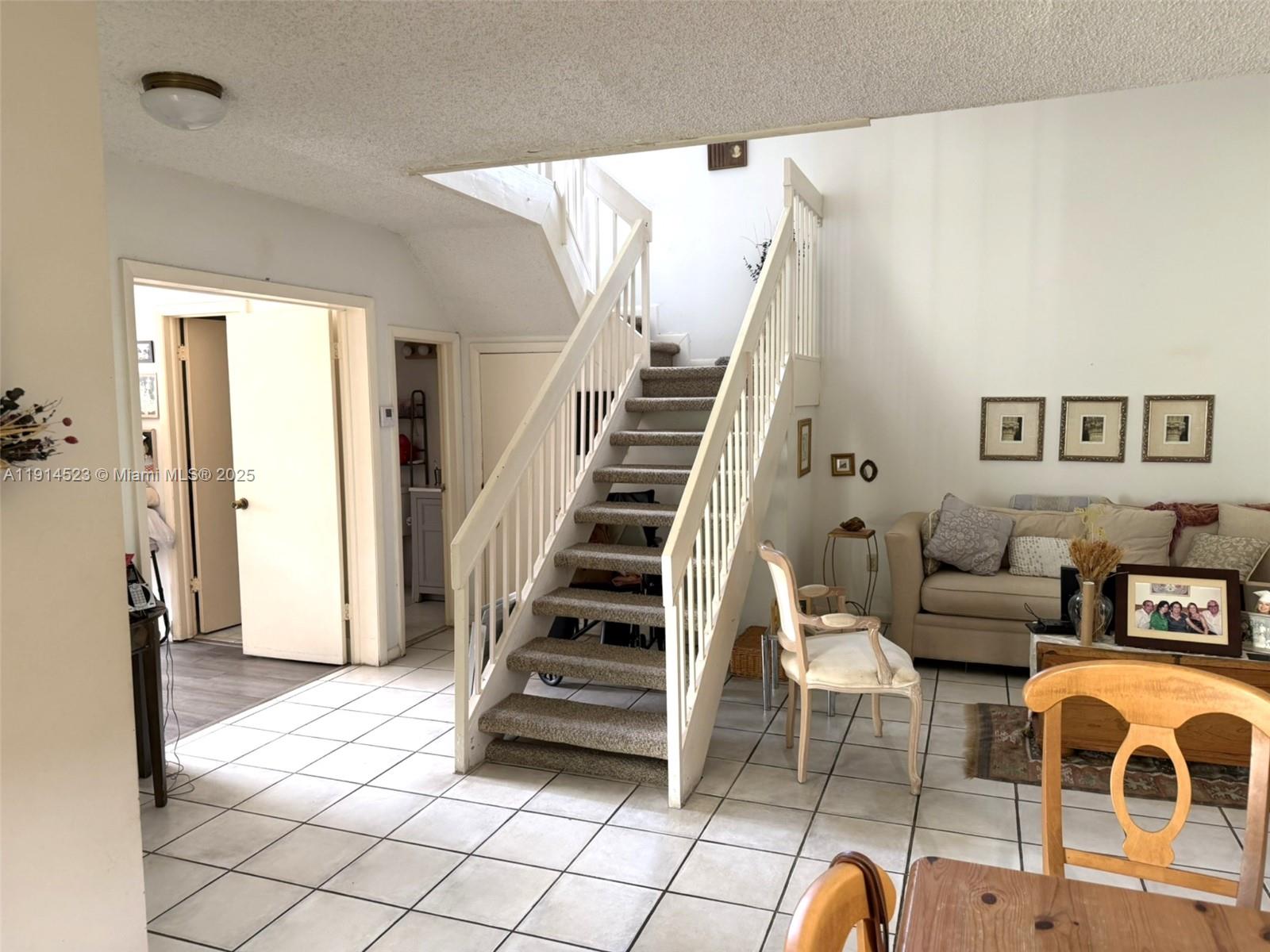 SPRING LAKES VILLAGE PHAS - Residential