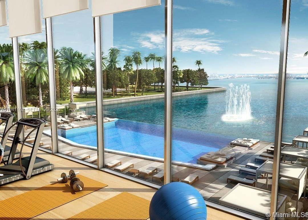 ICON BAY CONDO - Residential