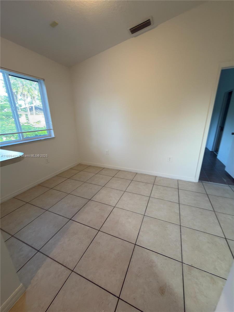 MONTEREY AT MALIBU BAY CO - Residential Lease