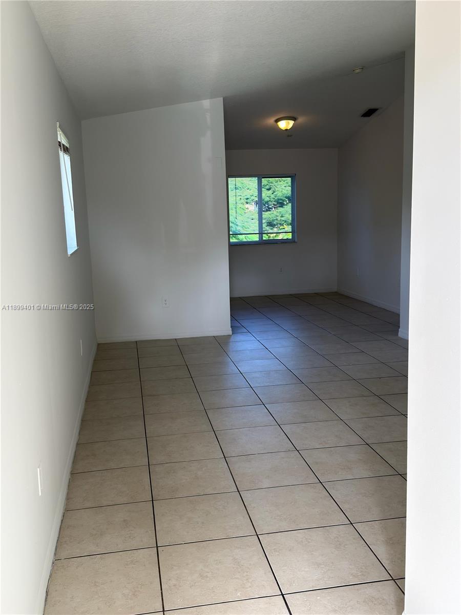 MONTEREY AT MALIBU BAY CO - Residential Lease