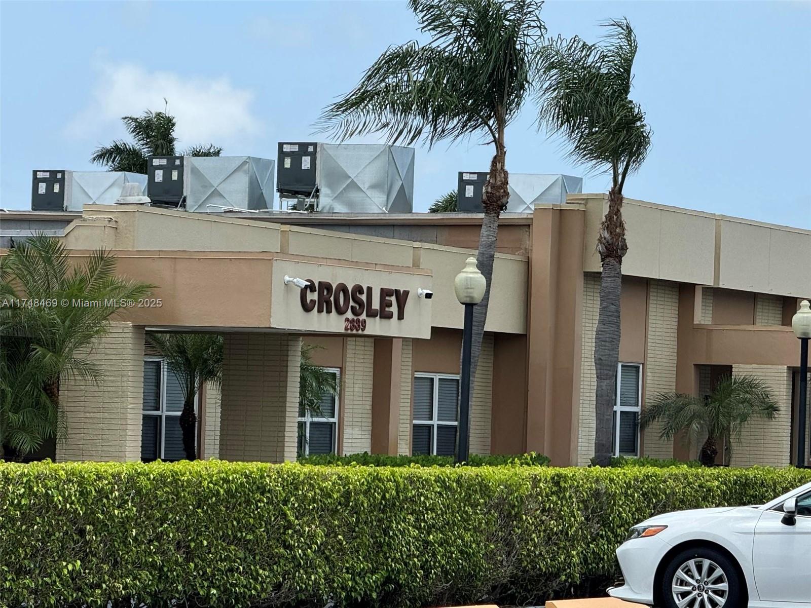 CRESTHAVEN VILLAS CONDO 1 - Residential